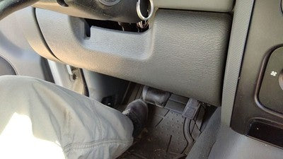 2005-07 Jeep Liberty Lower Dash Under Column Knee Bolster Trim Panel Oem Gray D5