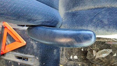 2001-2003 Dodge Caravan Pair Of Arm Rests Front Left Right Oem Blue Ud751qlaa