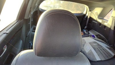 2014-2015 Kia Sorento Passenger Right Head Rest Oem Front Seat 887001U610laa