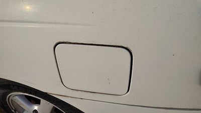 2000-2006 Nissan Sentra Fuel Tank Door With Hinge Gas Lid Oem Filler White Qm1