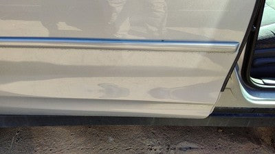 98-02 Intrigue Passenger Right Rear Moulding From Door Back Trim Silver 17U