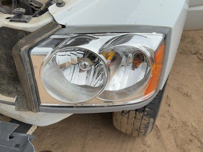2005-2007 Dodge Dakota Driver Left Head Light Oem Front Lamp 55077607Ab