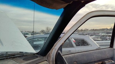 91 Chevy Silverado 1500 Passenger Right A Pillar Trim Windshield Post Panel Blue