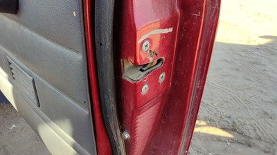 1996 Nissan Hardbody Passenger Right Front Door Latch With Rods/Cables Oem