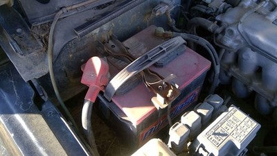 1996 Geo Tracker Complete Battery Box Mount Tray With Hold Down Oem 1.6l