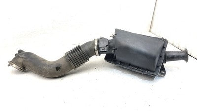 2001 02 Grand Marquis Complete Air Intake Filter Box Housing With Tube Oem 4.6L