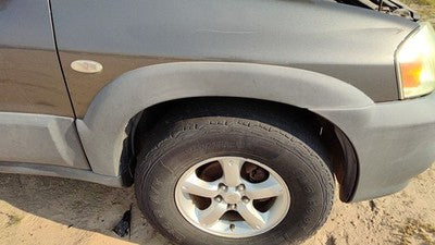 2005-2006 Mazda Tribute Passenger Right Front Wheel Flare Moulding Oem Fender