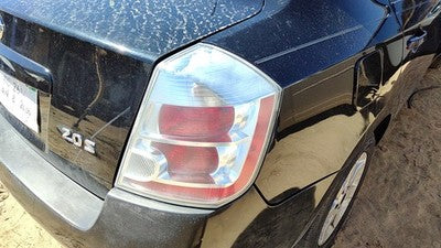 2007-2009 Nissan Sentra Passenger Right Tail Light Brake Lamp Oem Rear 2.0L