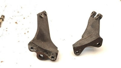 86 Isuzu Pup 2.3L 5 Speed Transmission Bell Housing Spacer Plate Bolts Brackets