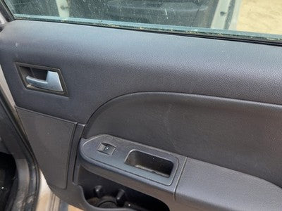 05-07 Fivehundred Passenger Rear Door Trim Panel With Switches Back Black Hw
