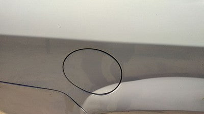 2008-2012 Chevy Malibu Fuel Tank Door With Hinge Gas Lid Oem Filler White 50U