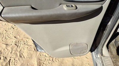02-04 Trail Blazer Driver Left Rear Door Trim Panel With Switches Back Gray 95D