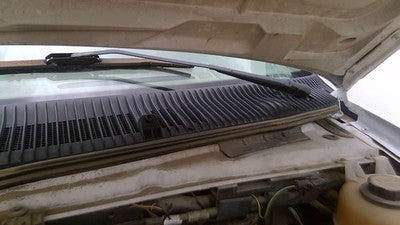 2002 Ford Van E450 Windshield Wiper Cowl Vent Trim Panel Oem Grille
