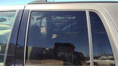 1997-2002 Ford Expedition Driver Left Rear Side Window Door Glass Oem Back