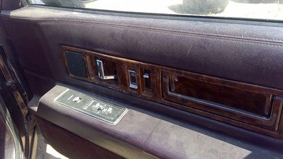 1993 Cadillac Fleetwood Passenger Right Front Inside Door Trim Panel Only Maroon