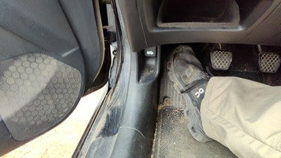 2004 Honda Civic Hatchback Si Driver Left Lower Kick Trim Panel Oem Black Bk