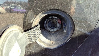 2011-2019 Ford Fiesta Fuel Filler Neck Assembly With Gas Cap Oem Ae8z9034h