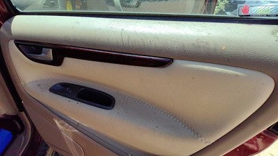01-03 V70 Xc Passenger Right Rear Inside Door Trim Panel Wth Switches Back Beige