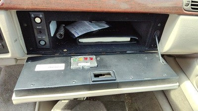 99 Cadillac Deville Glove Box Assembly Complete Door With Latch Oem 152 Neutral