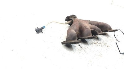 1998-2002 Chevy Cavalier Exhaust Manifold Assembly Oem 2.2L Mt 24577258