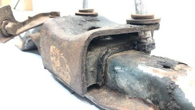 1970-1971 Nissan 240Z Rear Carrier Front Crossmenmber Oem Control Arm Mount