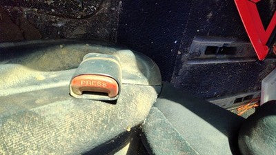 2001-2004 Dodge Caravan Driver Left Front Seat Belt Buckle Receiver Oem Blue