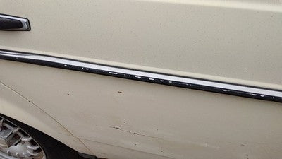 80 Mercedes 300Td Passenger Right Rear Upper Moulding From Door Back Trim Strip