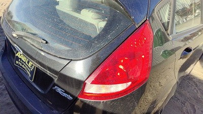 2011-2013 Ford Fiesta Passenger Right Tail Light Brake Lamp Oem Rear Be8z13404b