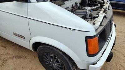 1985-1994 Gmc Safari Passenger Right Front Fender Oem White 15699458