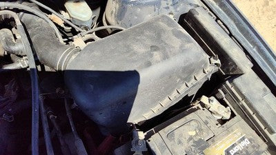 97-99 Camry Complete Air Intake Cleaner Filter Box Housing With Tube Oem 2.2L