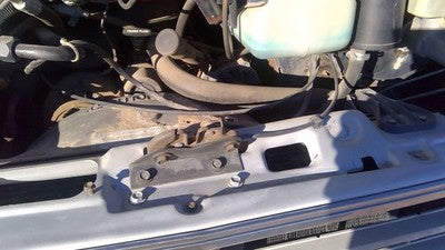 1987-1991 Chevy G20 Van Hood Latch Assembly With Bracket Oem 15600482
