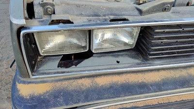 1985-1986 Pontiac 6000 Passenger Right Head Light Oem Front Lamp Pair Set