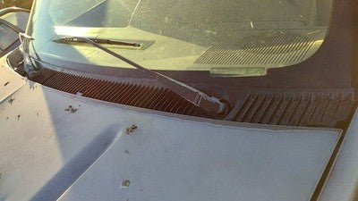 1994 Chevy Suburban Windshield Wiper Cowl Vent Trim Panel Oem Cover