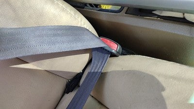 2000-04 Volvo V70 Xc Passenger Right Front Seat Belt Buckle Receiver Beige B951