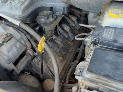 2004-2005 Dodge Durango Driver Left Valve Cover Oem 5.7L 53021599Ah