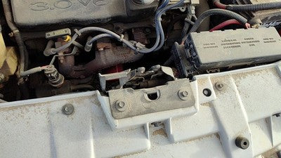 1996-1999 Ford Taurus Hood Latch Assembly With Bracket Oem F6dz16138ba