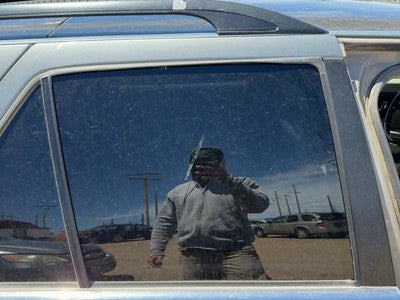 2004-2009 Cadillac Srx Passenger Right Rear Side Window Door Glass Oem Back