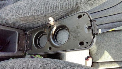 2000-2005 Chevy Cavalier Center Console Lid Only Oem Arm Rest Fold Down Gray 12c