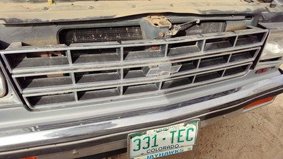 1982-1990 Chevy S10 Pickup Front Grille Assembly Oem 14067219