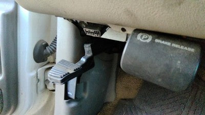 2001 Chevy Suburban Parking Brake Pedal Assembly Oem Complete Emergency Unit