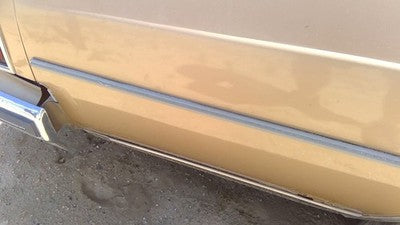 1985 Olds 88 Passenger Right Rear Moulding On Quarter Panel Oem Gold
