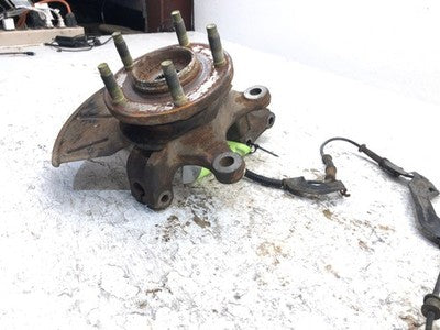 2001-2005 Ford Escape Driver Left Front Spindle Steering Knuckle With Wheel Hub