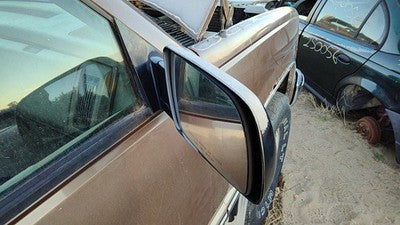 1992-1999 Chevy Suburban Passenger Right Side Mirror Door Mounted Oem 15764758