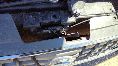 2007-2012 Nissan Sentra Hood Latch Assembly With Bracket Oem 62500Et000
