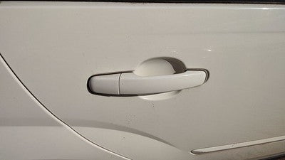 04-08 New Style Malibu Passenger Right Rear Outside Door Handle Back White 40U
