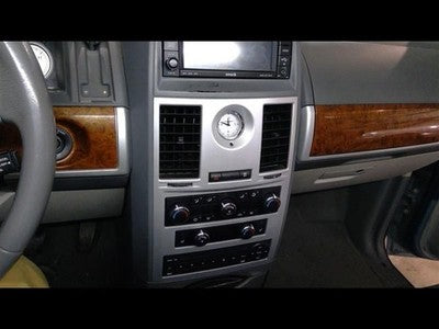 2008-2010 Chrysler Town & Countrydash Panel Radio Trim Bezel Oem 08-10 Caravan