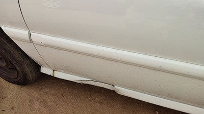 2001-2002 Kia Rio Driver Left Front Moulding From Door Oem Trim Strip White