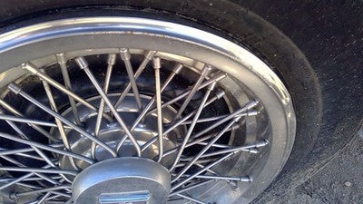 1984-1985 Olds 88 15" Wheel Cover Oem Wire Type Hub Cap Factory Spoke Design