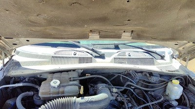 2004 Jeep Liberty Windshield Wiper Cowl Vent Trim Panel Oem Cover