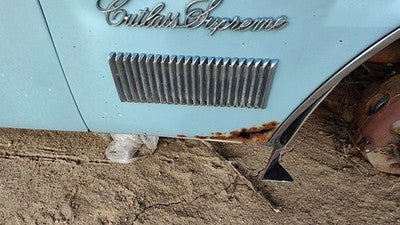 75 Cutlass Supreme Passenger Right Side Fender Chrome Moulding Badge Emblem Oem